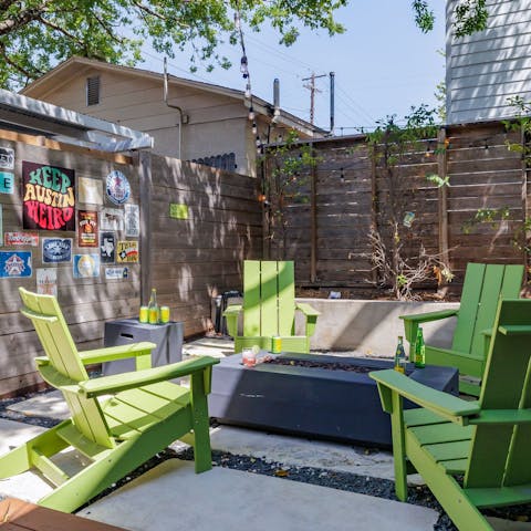 Light the outdoor fire and gather for magical evening drinks