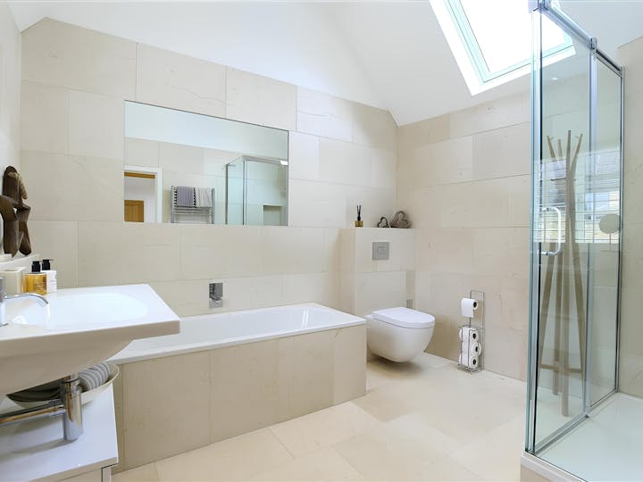 Bathroom photo