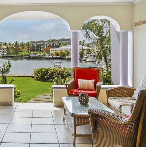 Setlle in to the lounge seating on the patio and admire the boats in the harbour
