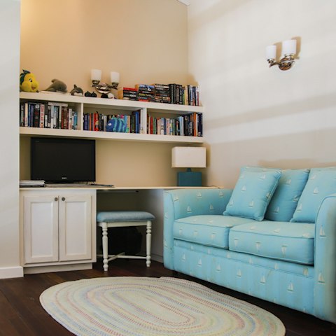 Choose between the main lounge and the book-filled family snug