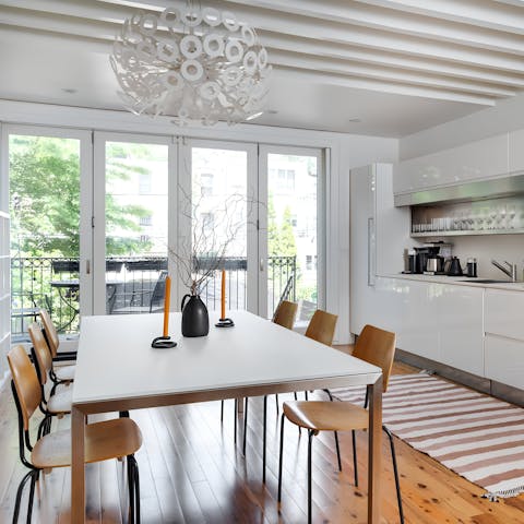 Embrace relaxing evenings at home or head to a nearby restaurant