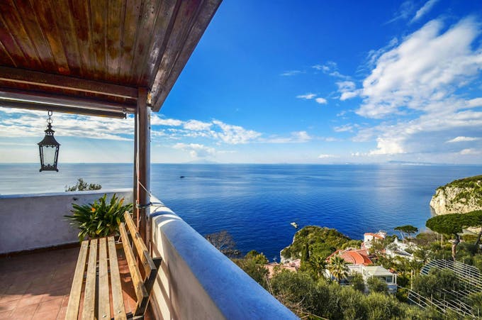 Positano Dreaming

input:
St. Tropez, France
output:
Riviera Chic