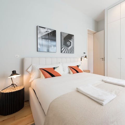 Sleep sound in the super comfortable queen-size bed