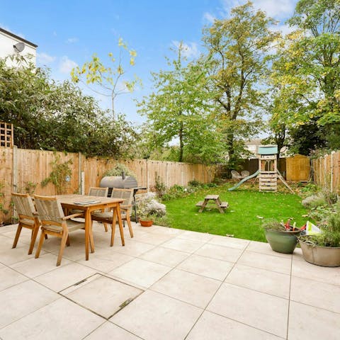 Find the perfect spot for afternoon drinks in the garden
