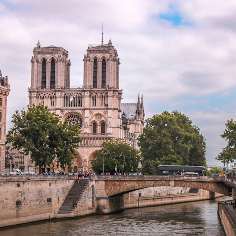 Stroll through the heart of Paris to the Notre Dame