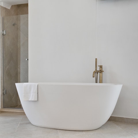 Take a relaxing bath in the master bedroom