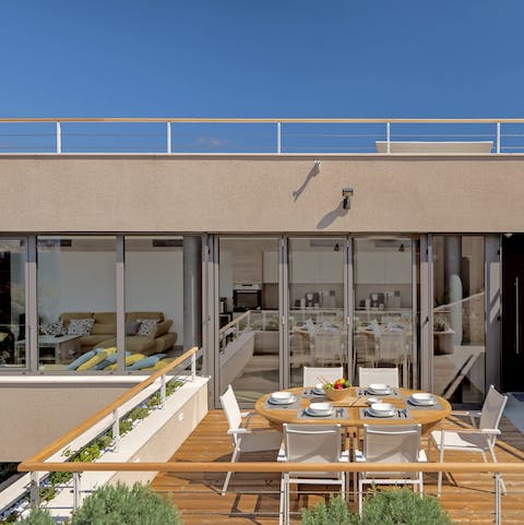 Dine under the stars