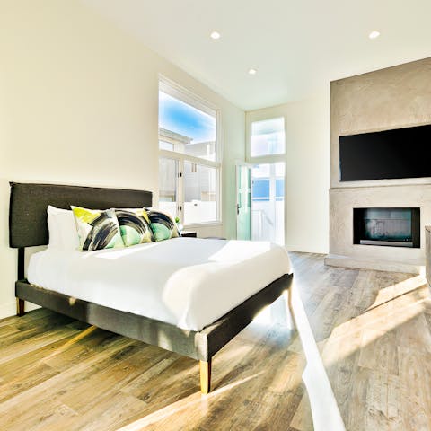 Sleep well in the immaculate master bedroom