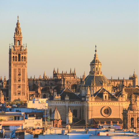 Immerse yourself in the sunny spirit of Seville from the city centre