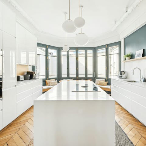 Cook up your favourite French dishes in the large kitchen