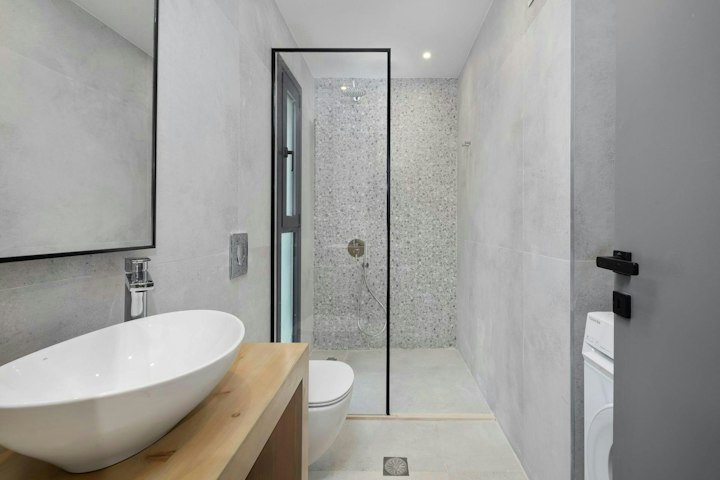 Bathroom photo