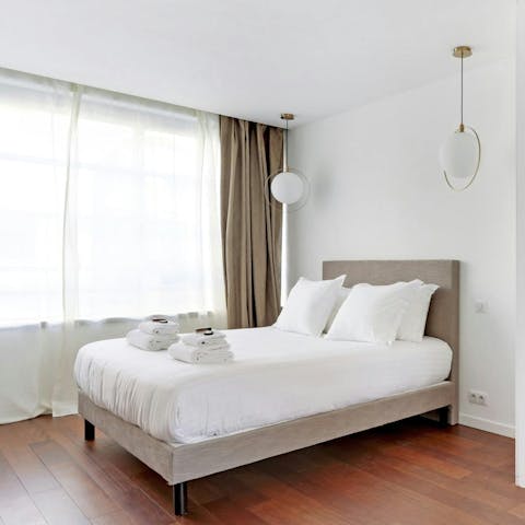 Drift off in peace and comfort, snuggled between the hotel-quality sheets