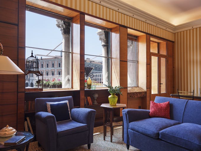 Venetian Grandview