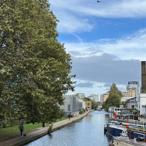Take a morning stroll along nearby Regent’s Canal