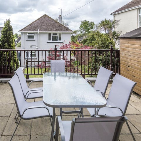 While away the evenings with a barbecue in the sunny garden