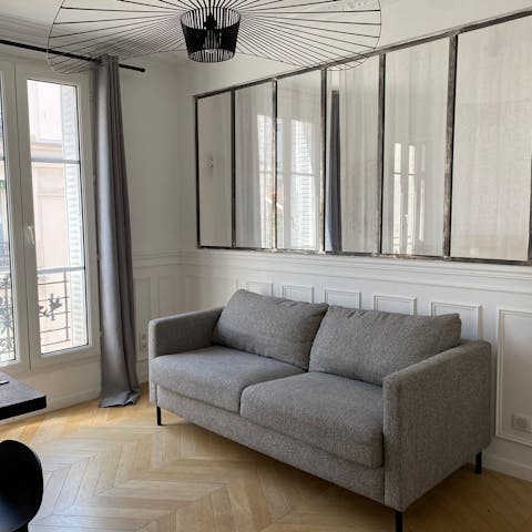 Relax on the sofa with a glass of French wine