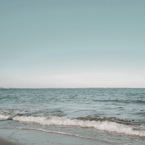 Hop in the car and be on the sands of Loutraki Beach in just under fifteen minutes