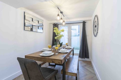 Plan a tour of the historic town centre over a fry-up breakfast