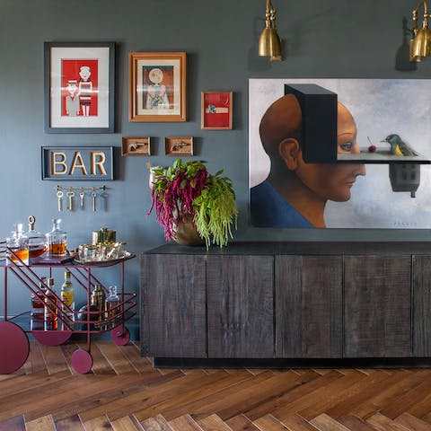 Pour yourself a drink at the carefully selected home bar