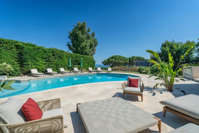 Riviera Luxury