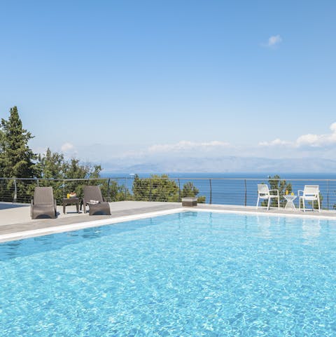 Just a few moments from the sea – ideal for when when you're getting over-familiar with the pool