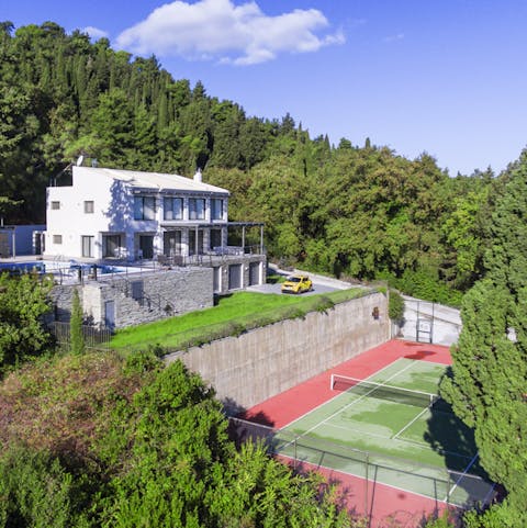 Whether amateur or a seasoned player, the court is most definitely private