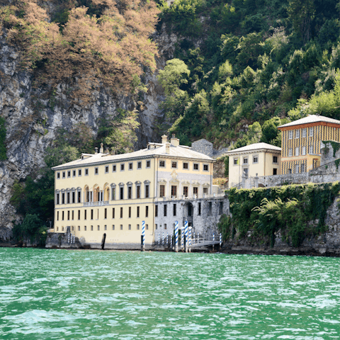 Explore the town of Torno, including nearby Villa Pliniana