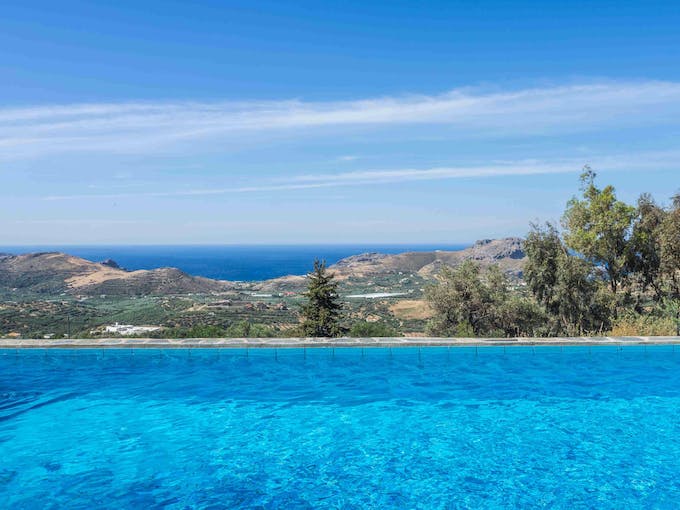 Serene Villa Retreat