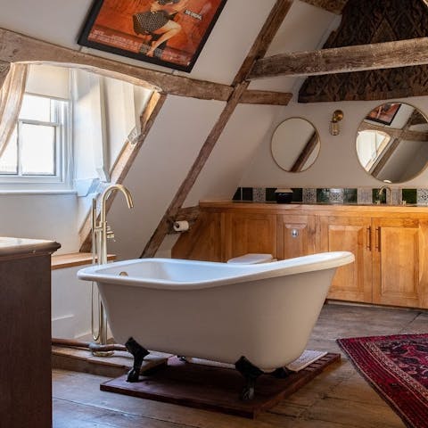 Unwind in the roll top bath after a day exploring