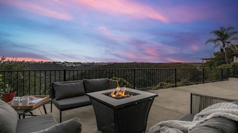Gather round the fire pit as canyon colours ignite overhead