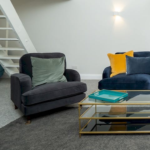 Enjoy flexible sleeping arrangements with the single sofa bed