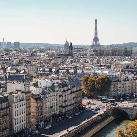 Stay a short stroll from the Palais Garnier and the historic Place de la Concorde