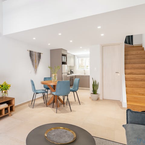 Pick up fresh local produce from the market and gather around the table for an authentic taste of Greece