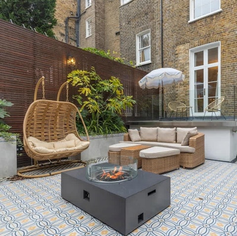 Relax on the terrace with a good book and a glass of wine