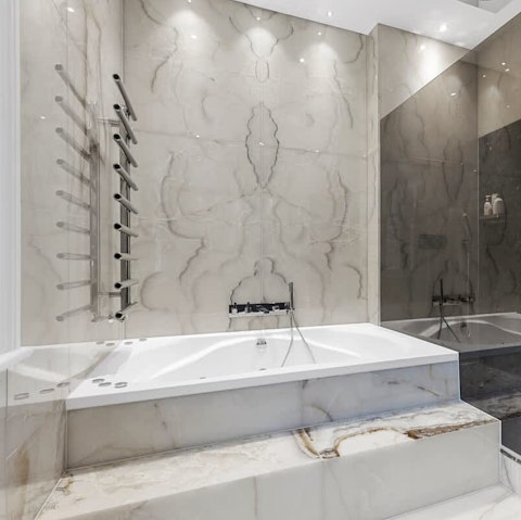 Enjoy a luxurious soak in the bath after a day of London sightseeing