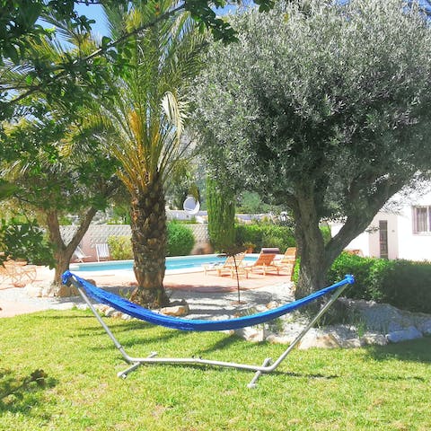 Read a book for a while in the hammock