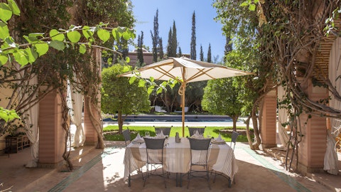 Sit down to chef-prepared feasts in the shade