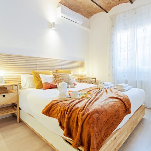 Wake up feeling refreshed and raring to explore the city