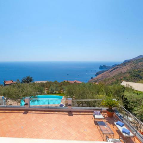 Enjoy stunning sea vistas from your rooftop terrace