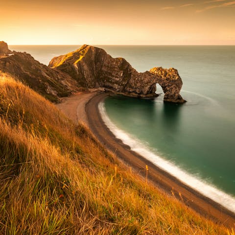 Discover the dramatic scenery of the nearby Jurassic Coast