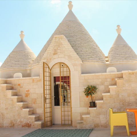 Admire the striking architecture of this Puglian villa that you can call home