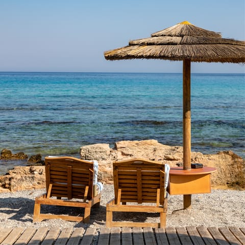 Head over to nearby beach for a relaxing day in the sun