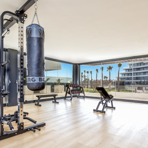 Keep your energy high with work out in the gym