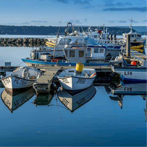 Drive to Poole for the day, known for its harbour and Georgian old town