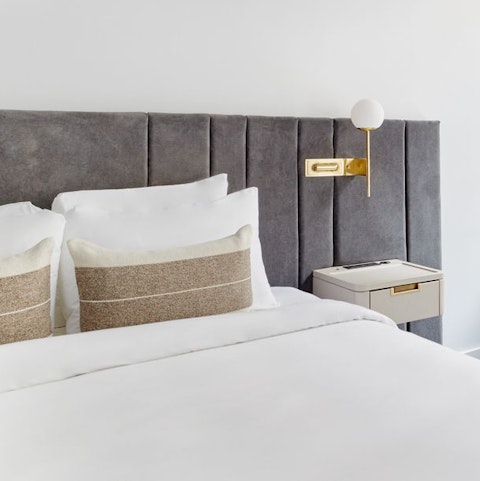 Sleep well in the comfortable bed