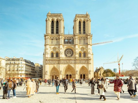 Stay a twelve-minute stroll from the Gothic grandeur of Notre-Dame