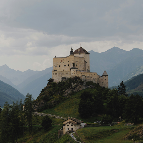 Step back in time at Tarasp Castle – just 6 kilometres from the village