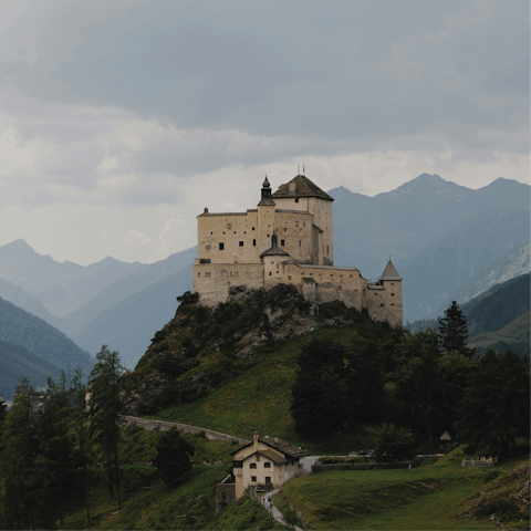 Step back in time at Tarasp Castle – just 6 kilometres from the village