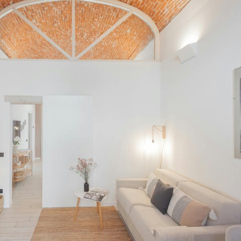 Relax with a glass of Prosecco in the characterful living room