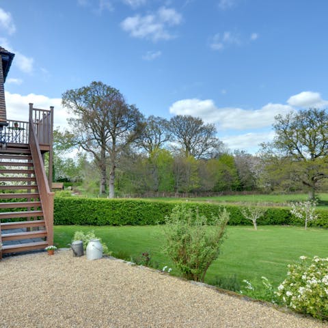 Lap up gorgeous green views from every direction you look